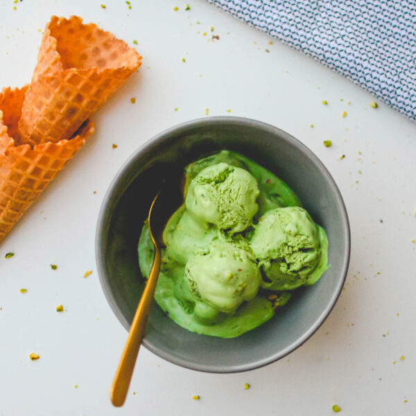 No-Churn Matcha Ice Cream +Pure Synergy Giveaway – Forks And Straws